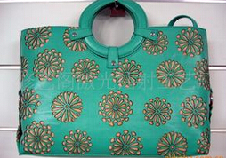 GL-1680T双头激光切割机